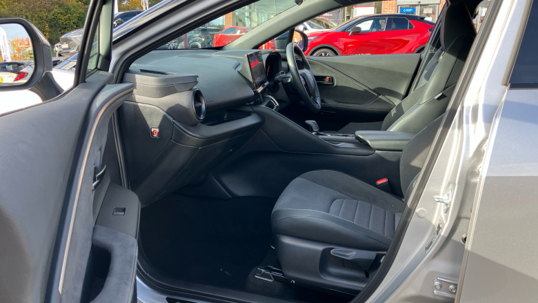 Toyota C-HR 2.0 PHEV Excel 5dr CVT Hatchback